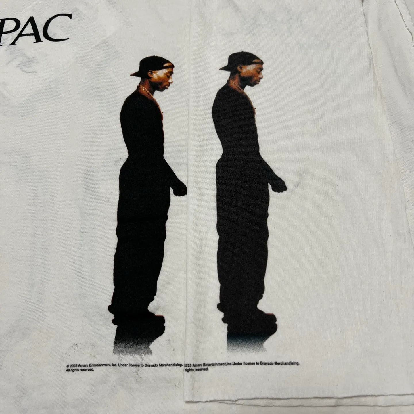 Printing and patterning SAINT Mxxxxxx × PAC 2PC_SS TEE/2PAC/WHT 2PAC co-branded 2PAC rapper TEE off-white S-XL This season's hottest and most important co-branded series is undoubtedly the 2PAC co-branded. The eternal god in the rap industry. 2PAC fans must invest in it. Accessories are in full range. 2PAC co-branded main label/co-branded wash label/SAINT black main label/little angel anti-counterfeiting label